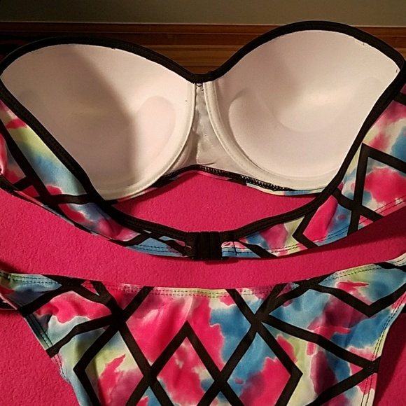 NWOT Watercolor Pushup Bikini! - Picture 4 of 7